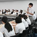 広島派遣の中学３年生、鹿沼市役所で報告会　「平和を守る責任果たしたい」　現地での学び、思いを未来へ