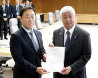 米艦載機訓練、容認できず