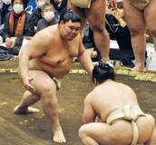 大の里、地元石川の巡業で大歓声