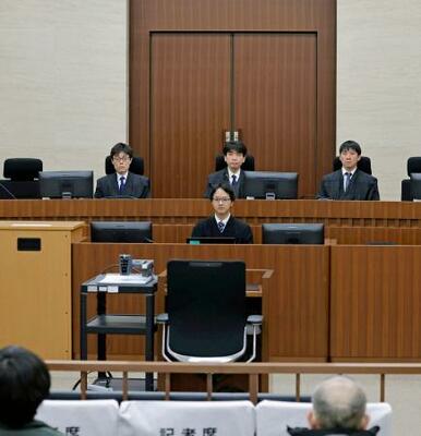 　時速１９４キロの乗用車による死亡事故で、控訴審判決公判が開かれた福岡高裁の法廷＝２２日午後