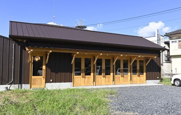 桝倉建設が新たに運営するジェラート店＝真岡市
