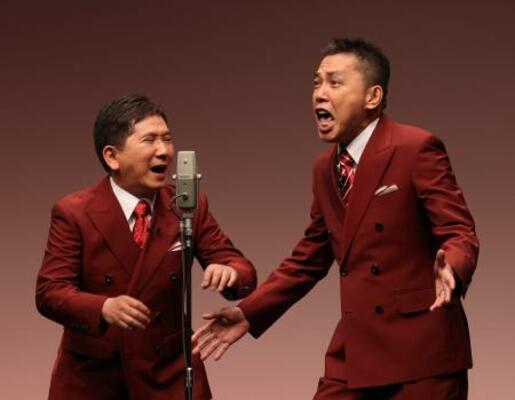 　爆笑問題の田中裕二（左）と太田光＝東京都内