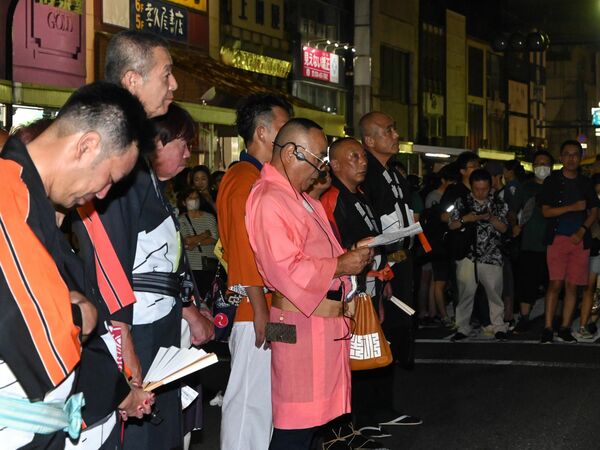 祭りの終わりを告げる木遣り