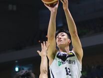 ブレックス　接戦制し12連勝　北海道に88－79