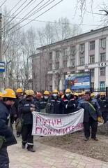 中国人労働者、ロシアで異例デモ