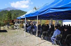 御嶽山噴火１１年で犠牲者追悼式