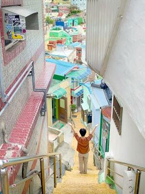 韓国・釜山の甘川文化村(筆者提供)