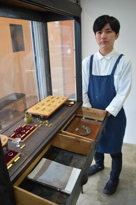 ジュエリーショップを創業した猪股大二さん＝那須塩原市