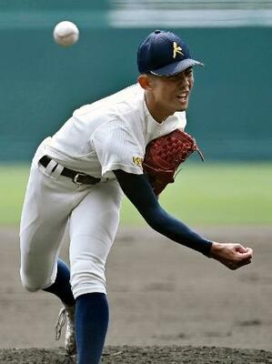 横浜戦に先発した神村学園・龍頭=甲子園