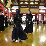 日光東照宮の夏の伝統　剣道大会に剣士３９０人