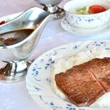 藤井王将、対局ランチは「与一和牛カレー」　大田原で王将戦初日