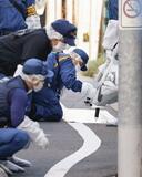 首に傷 ４０歳女性死亡