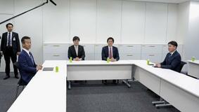 給付付き税額控除の加速で一致