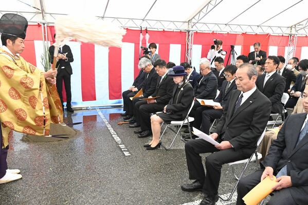 （仮称）アパホテル小山駅前の新築工事起工式＝27日午前、小山市