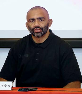 ラグビーのリーグワン1部BL東京のシーズン総括会見に出席した日本代表のリーチ=11日、東京都府中市