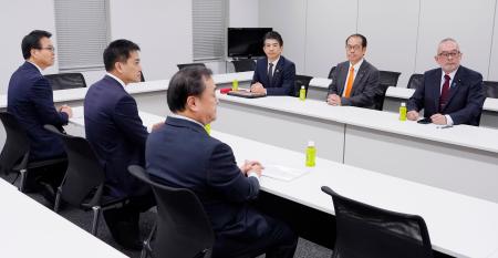 　ガソリン暫定税率廃止に関する野党６党の実務者協議＝２７日午後、国会