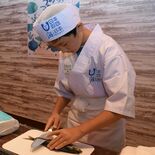 小学生がアジのさばきに挑戦　下野の飲食店で｢日本さばける塾｣