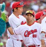 プロ野球広島、選手逮捕受け謝罪