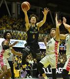 ミス連発、辛くも延長制す