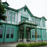 栃木市文学館　入館１万7550人　開設１年、校外学習にも活用　有料展示の誘客課題