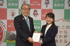地域協力隊に津守さん　真岡市　ＦＭ開局準備を担当