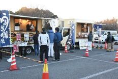 かしの森公園にキッチンカー誘致　ＬＲＴと絡めた再開発見据え、にぎわい創…