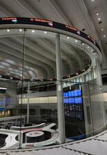 東証続伸、終値は1163円高