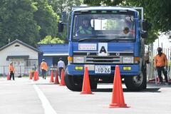 安全運転の技術披露