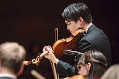 バイオリンで竹内鴻史郎さん１位