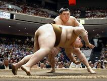 豊昇龍が５連勝、単独トップ