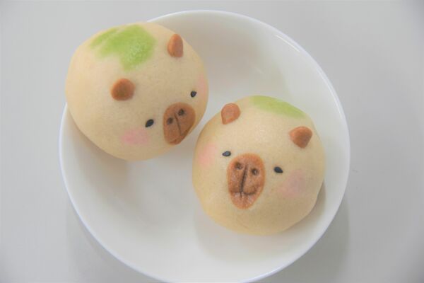 10歳の誕生日を記念した「茶々丸まんじゅう」