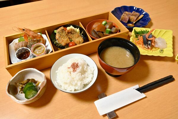 彩り御膳