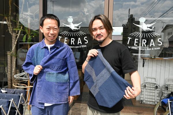 「障害の有無を超えて働ける場所にしたい」と話す飯島さん（右）と山中さん