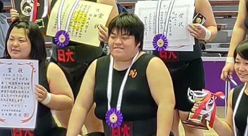 世界選手権女子重量級３位、全日本女子選手権無差別級優勝
