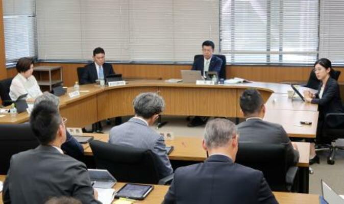 広島県教育委員会の会合=15日午後、広島市