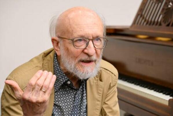 　「後進に自分が積み重ねてきたことや知り得たことを伝えていきたい」と話すリュビモフ