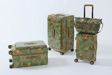 キャンプ向けスーツケース