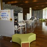 駅チカ、フリーWiFiも利用できる　下野市役所ロビーに「学習スペース」…
