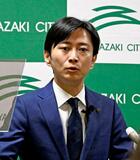 カスハラ対策、市長に義務付け