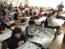 記事スクラップに挑戦　宇都宮市豊郷中央小