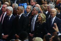 歴代大統領ら参列