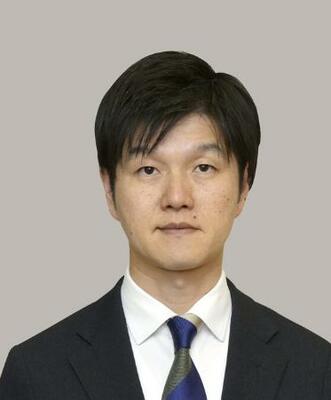 　鈴木憲和農相