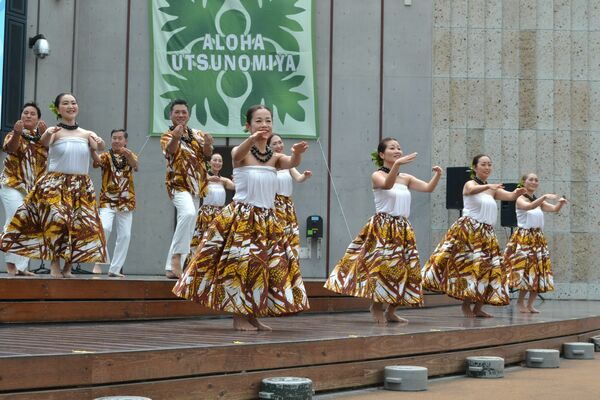 約４００人がフラダンスを披露した宇都宮アロハハワイアンフェス