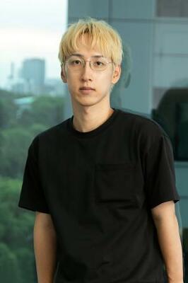 　作家の朝井リョウさん