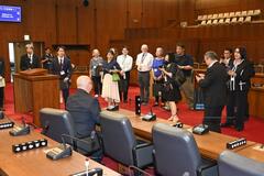 ８年ぶり訪日団、交流　