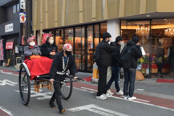 鬼怒川温泉を走る人力車